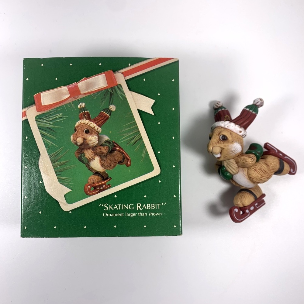 Hallmark 1983 Vintage‎ Keepsake Christmas Ornament Ice Skating Rabbit Bunny